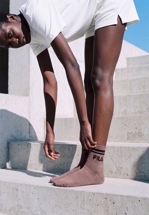 Fila, QUARTER 6 PACK - Chaussettes - brown