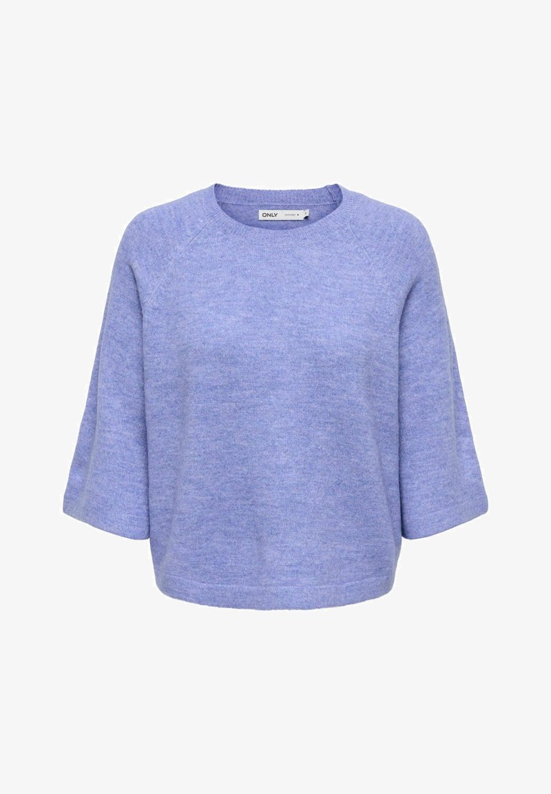 Pull tricot bleu lavande à manches courtes, col rond et coupe décontractée, présenté sur un fond blanc uni.