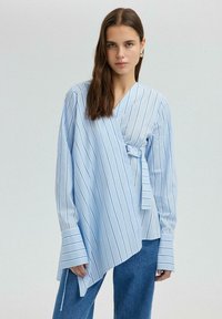 KIMONO ASYMMETRIC BINDING DETAIL - Short coat - blue