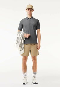 Lacoste Piké - gris chine