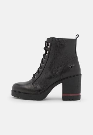 Plateaustøvletter - black