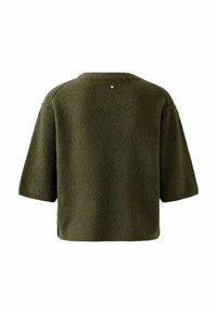 Kurzärmeliger olivgrüner Wollpullover mit einem gerippten Kragen und einem kleinen silbernen Akzent auf der Rückseite, der eine lässige, boxy Passform hat.