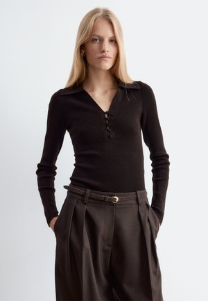 & OTHER STORIES, & OTHER STORIES BUTTON-DETAIL WOOL TOP - Polo - dark brown