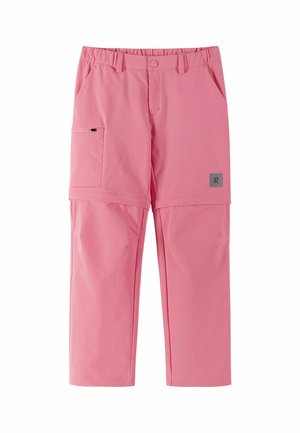 Pantaloni cargo rosa con una texture liscia, dotati di molteplici tasche, chiusura con bottone e un patch con logo sulla coscia.
