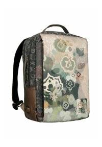 Buntfarbener Rucksack mit floralem Muster, aus Stoff und Leder, mit einem Reißverschlussfach und einem oberen Tragegriff.