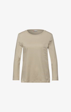 Beige långärmad tröja med tunna vita horisontella ränder och rund halsringning, visad mot en enkel vit bakgrund.