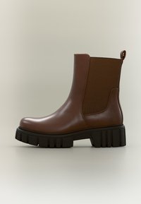 Избран, cognac