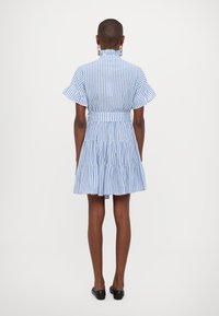 MILLE VIOLETTA DRESS - Tričkové šaty - blue