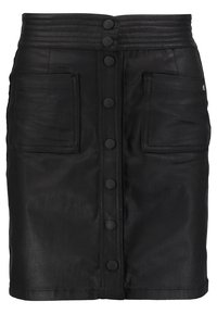 Czarna spódnica dżinsowa z zapięciem na guziki z przodu, dwoma dużymi naszywanymi kieszeniami oraz prążkowanym detalem w talii. Gładka tekstura i dopasowany krój.