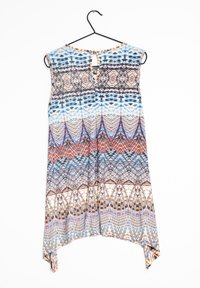 Túnica sin mangas multicolor con patrones geométricos en azul, naranja y marrón. Presenta una espalda con abertura en forma de llave y un dobladillo curvado y asimétrico.