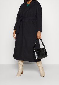 Anna Field Curvy Mantel - black