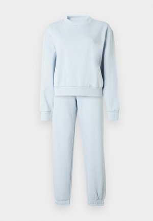 Even&Odd Trenirka - skyway