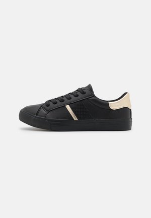 Tenisky - black