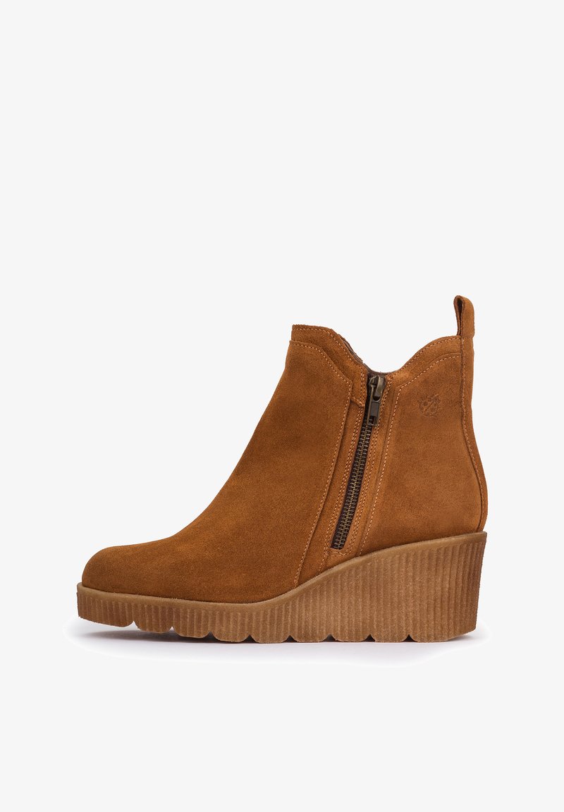 LOLA CRUZ bottines compensées en cuir rouge LOLA CRUZ bottines compensées en cuir rouge