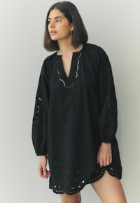 Next TALL FIT - LONG SLEEVE BRODERIE SUMMER - Kasdienė suknelė - black