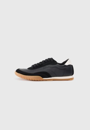 CARLYNN - Trainers - black