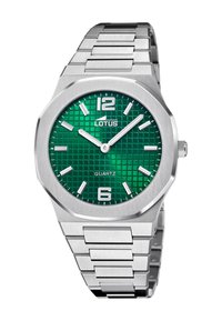 Montre en acier inoxydable argenté avec un boîtier octogonal, un cadran à motif en grille verte, des index des heures argentés et un mouvement à quartz. Bracelet en maillons métalliques.