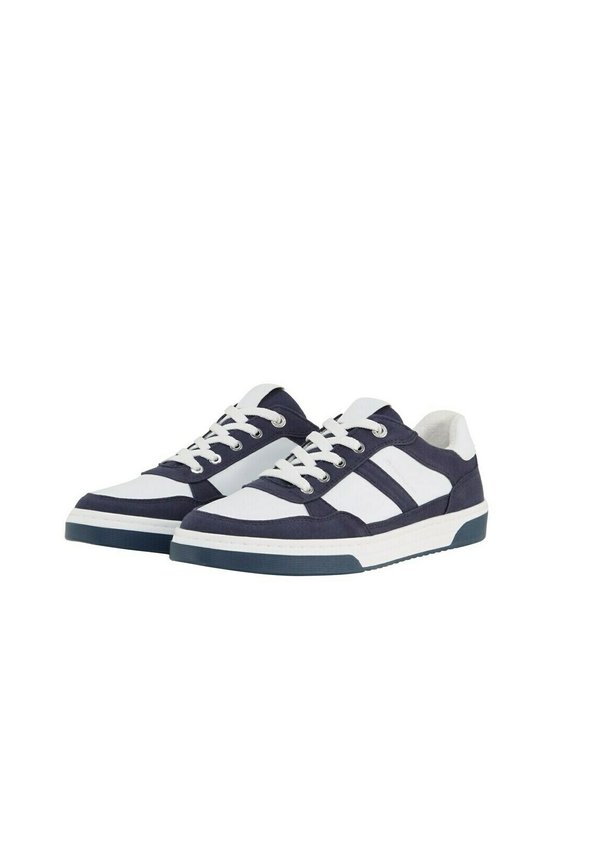 LICENCE SNEAKER AUS HOCHWERTIGEM - Sneaker low