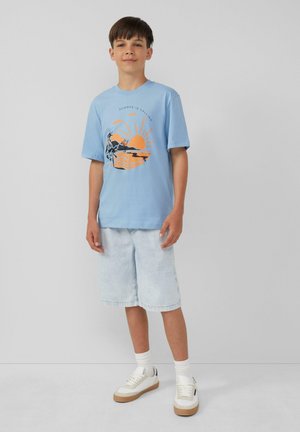 MIT FRONT - T-Shirt print - himmelblau