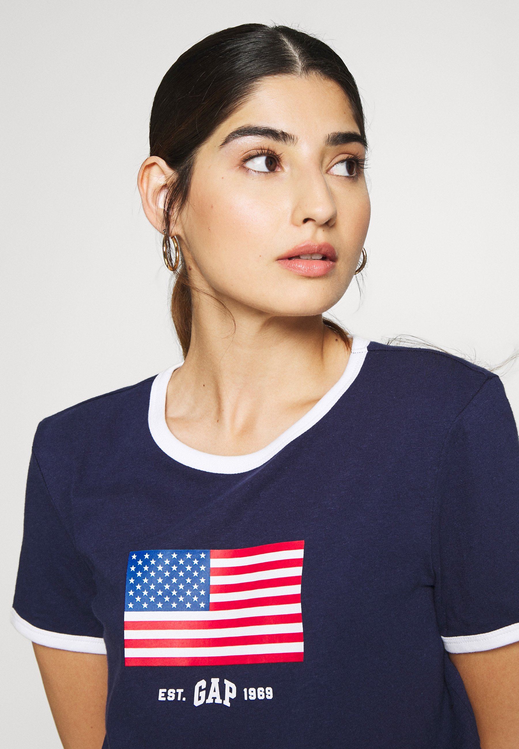 GAP Petite AMERICANA TEE T shirts med print new navy GAP AMERICANA TEE - T-shirts med print - new navy