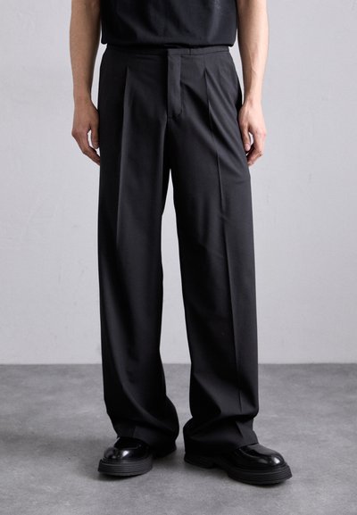 032c OFFICE ATTIRE' WIDE LEG PANTS - Housut - black