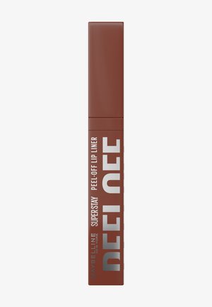 Tube rectangulaire marron du crayon à lèvres Maybelline Superstay Peel-Off Definer sur un fond clair.