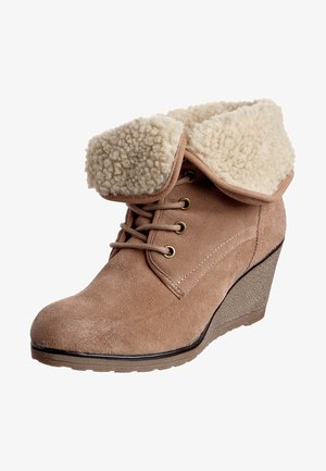 Pier One, Boots à talons - sand