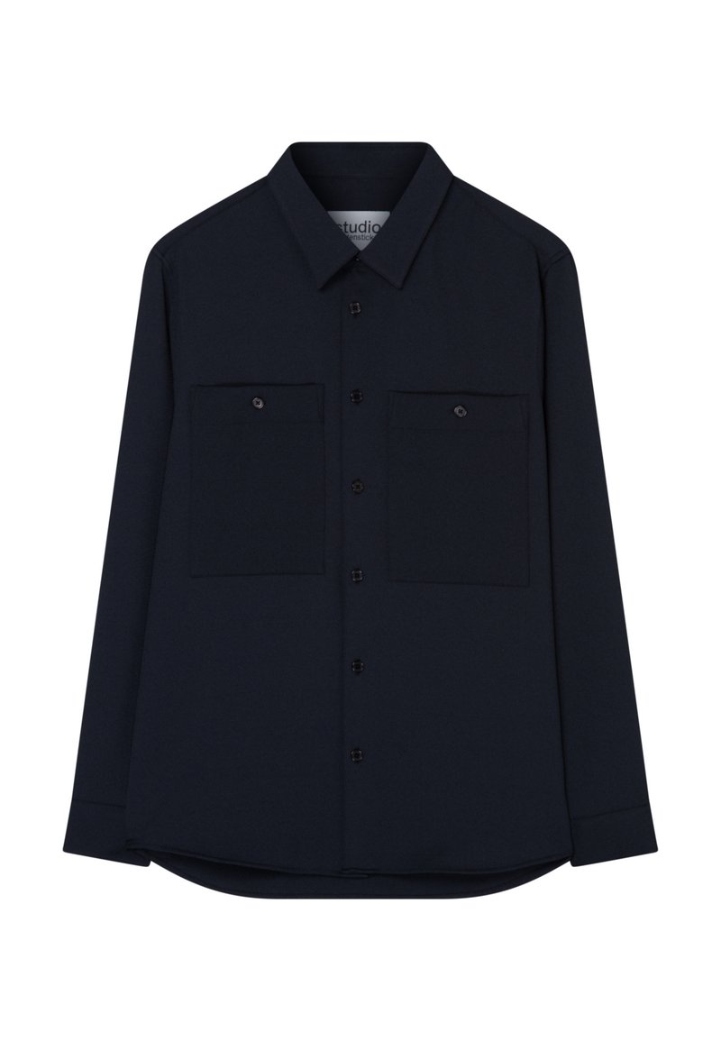 Marineblaues Langarmhemd aus glattem Stoff, mit spitzem Kragen, zwei Brusttaschen und Knopfverschluss an der Vorderseite.