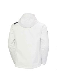 Chaqueta blanca con capucha y textura suave. Presenta un logo en el hombro y mangas ajustadas. Diseño simplista, sin patrones ni acentos.