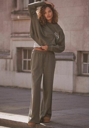 WIDE JOGGERS - Træningsbukser - khaki green