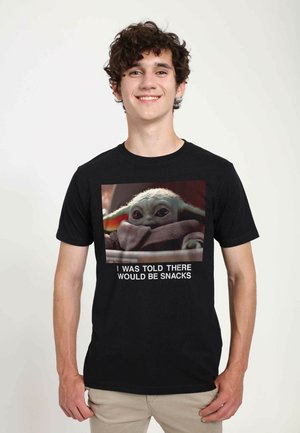 Henry Tiger STAR WARS: THE MANDALORIAN - TOLD ABOUT SNACKS - T-shirt print - black
