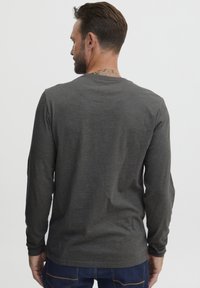 Thumbnail Image 3