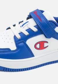 Champion RD18 UNISEX - Joggesko - white/blue/red