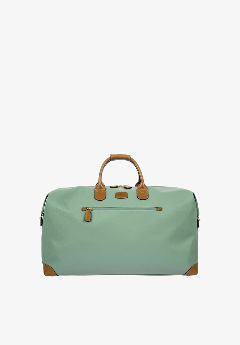 Borsa da weekend sintetica verde con dettagli in pelle marrone, manici superiori, tasca frontale con zip e una superficie liscia.