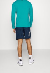 Under Armour Träningsshorts - white