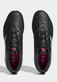 adidas Performance COPA - Botines de fútbol para terreno firme - core black   metalic   team shock pink