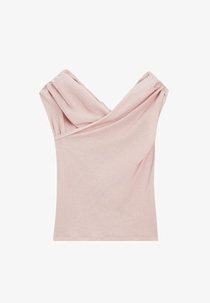Débardeur côtelé rose pâle avec un col drapé et des détails froncés aux épaules, fabriqué en tissu extensible doux.