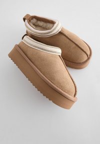 Baker by Ted Baker - Kapcie