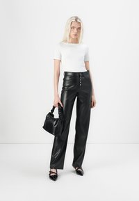 ONLY ONLSMOOTH - Broek - black