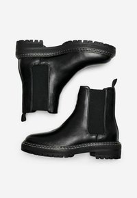 ONLY SHOES CHUNKY - Botines bajos - black