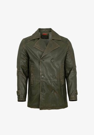 Trenchcoat aus olivgrünem Leder mit doppelt geknöpftem Verschluss, breiten Revers und Fronttaschen; glatte Textur und maßgeschneiderte Passform.