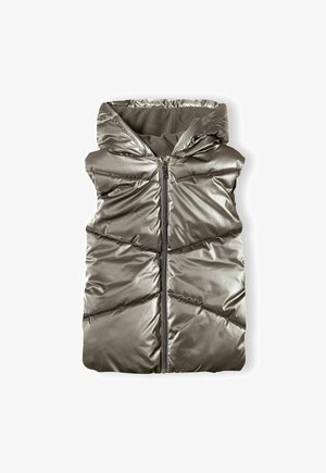 Gilet imbottito grigio metallizzato con cappuccio, chiusura frontale con cerniera e cuciture a spina di pesce. Texture liscia con morbida fodera interna.