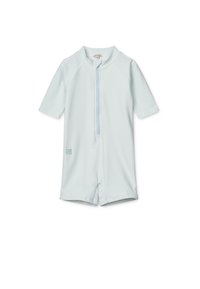 Short-sleeved children's romper in light blue with thin stripes, featuring a front zipper and a small logo patch on the left leg.