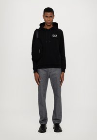 EA7 Emporio Armani FELPA - Mikina s kapucí - black