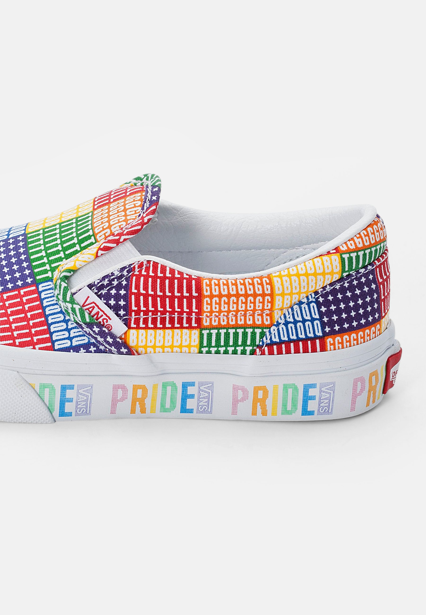 vans slip on multi true white