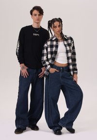 YOURTURN UNISEX - Baggy Jeans - blue wash