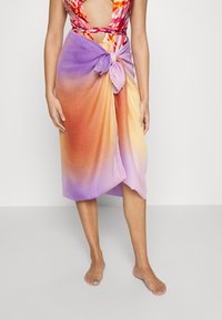 Pieces PCBANINNA SARONG - Complementos de playa - purple