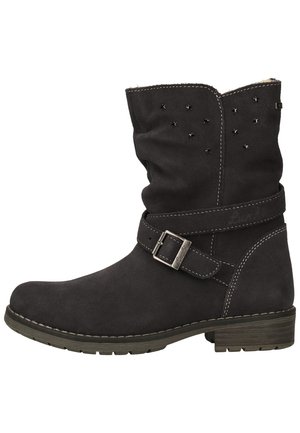 Zwarte suède mid-kuitlaars met stervormige studs, een zijgespsluiting, witte stiksels en een lage gestapelde hak.