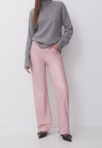 PULL&BEAR Trousers - pink