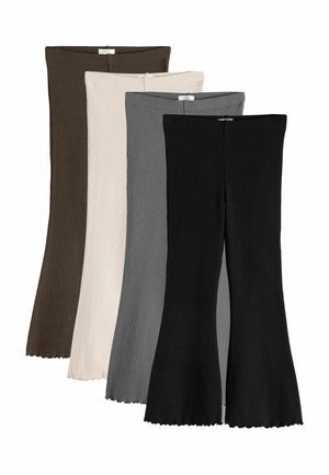 Vier gerippte, ausgestellte Strickhosen in Schwarz, Grau, Beige und Braun, überlappend auf weißem Hintergrund angeordnet.